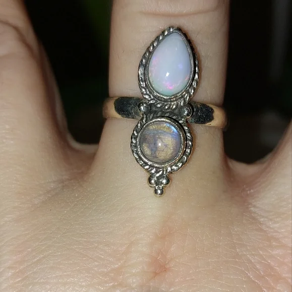 Moonstone and Opal Double Stone Ring - Picture 7 of 7